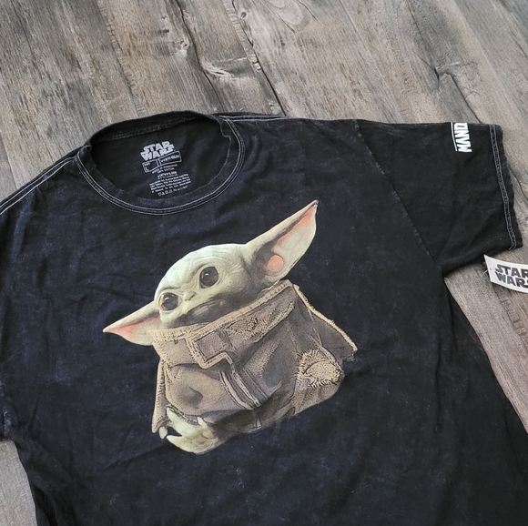 Star Wars The Child T-Shirt - Picture 2 of 7